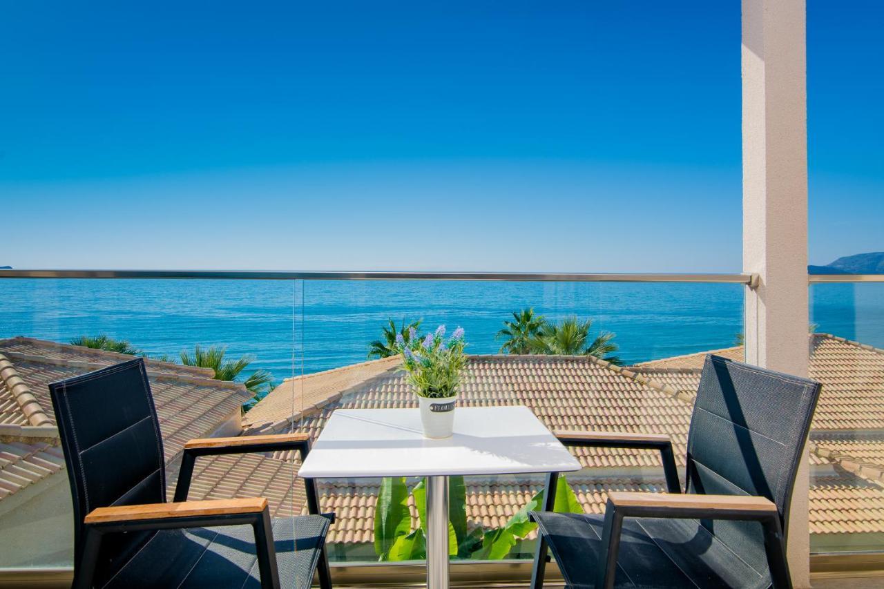 Kalamákion Crystal Beach Hotel מראה חיצוני תמונה