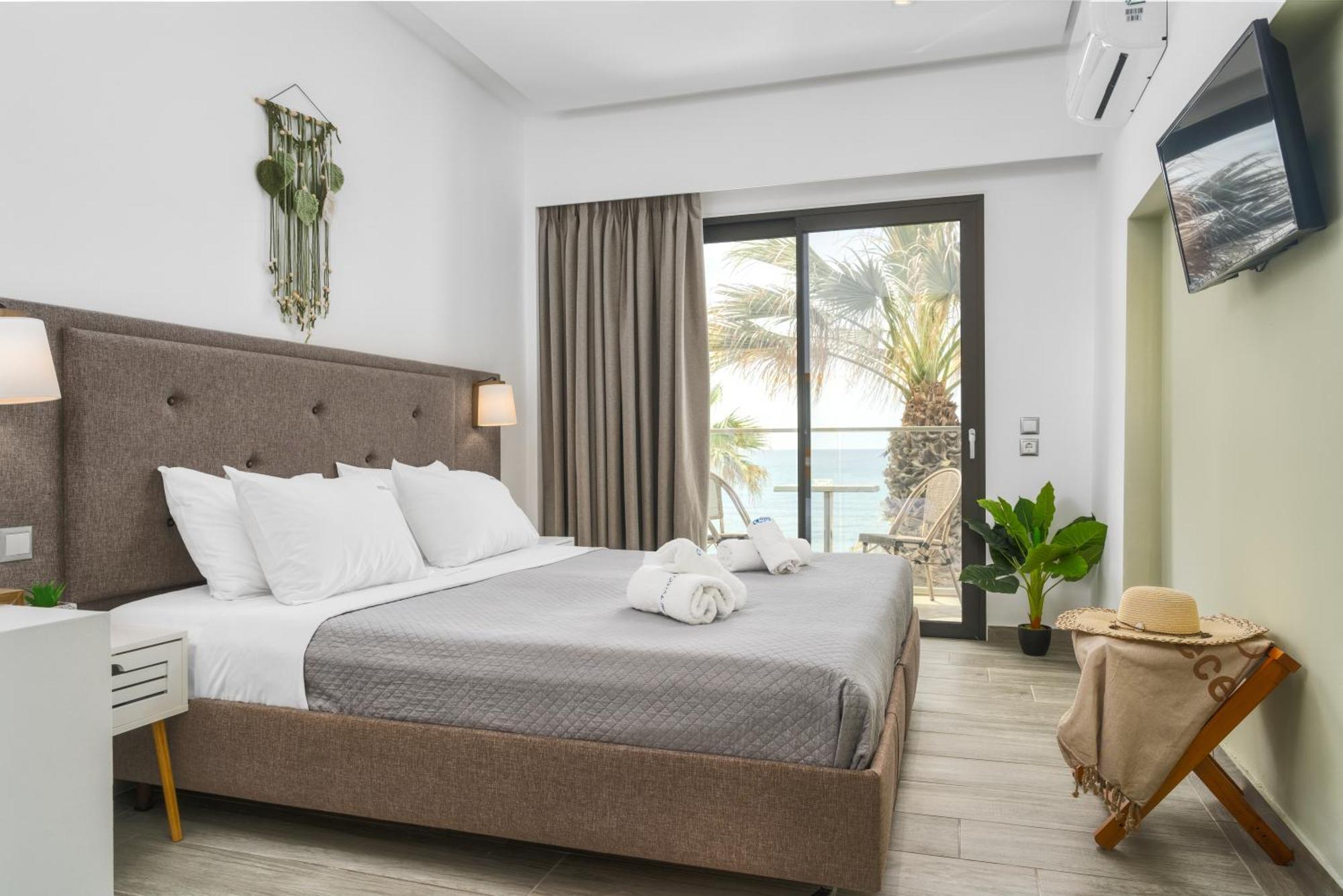 Kalamákion Crystal Beach Hotel מראה חיצוני תמונה