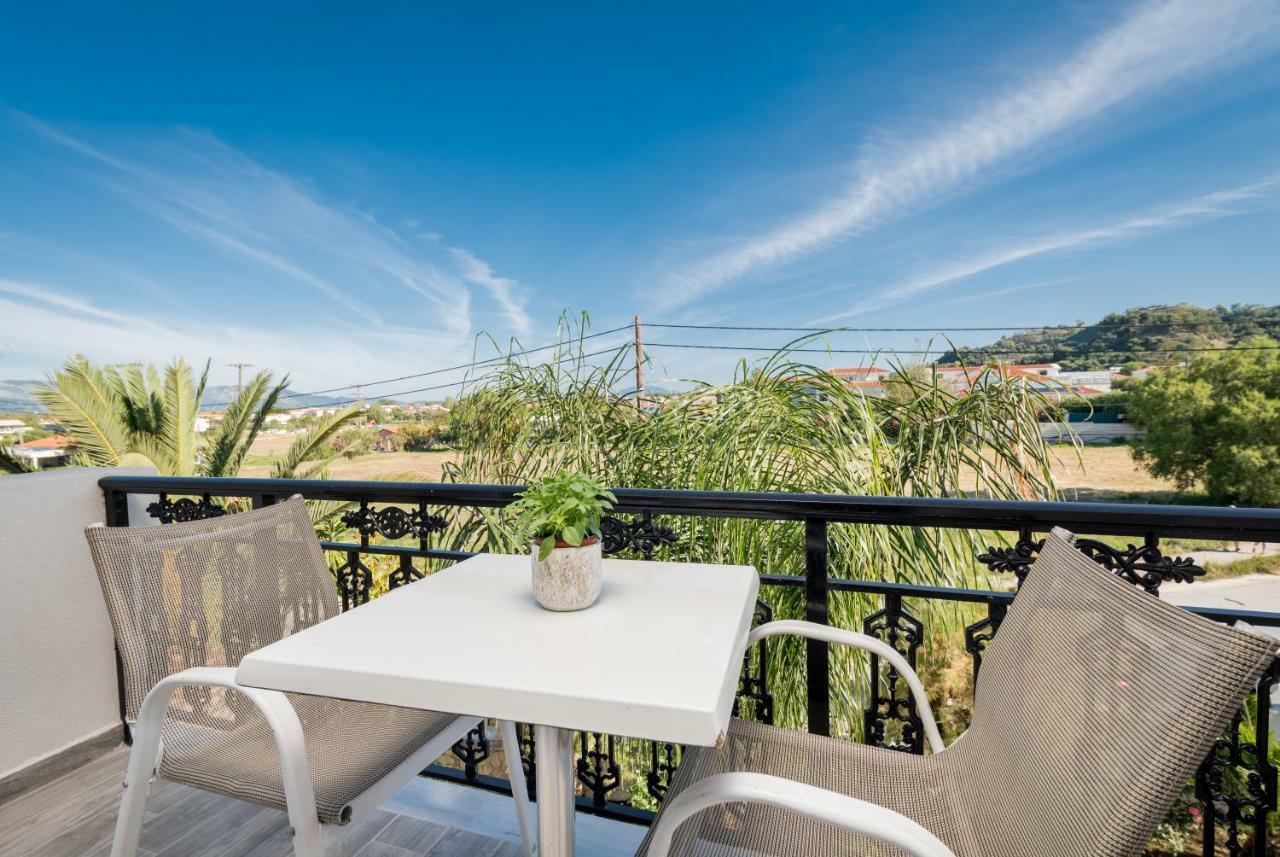 Kalamákion Crystal Beach Hotel מראה חיצוני תמונה