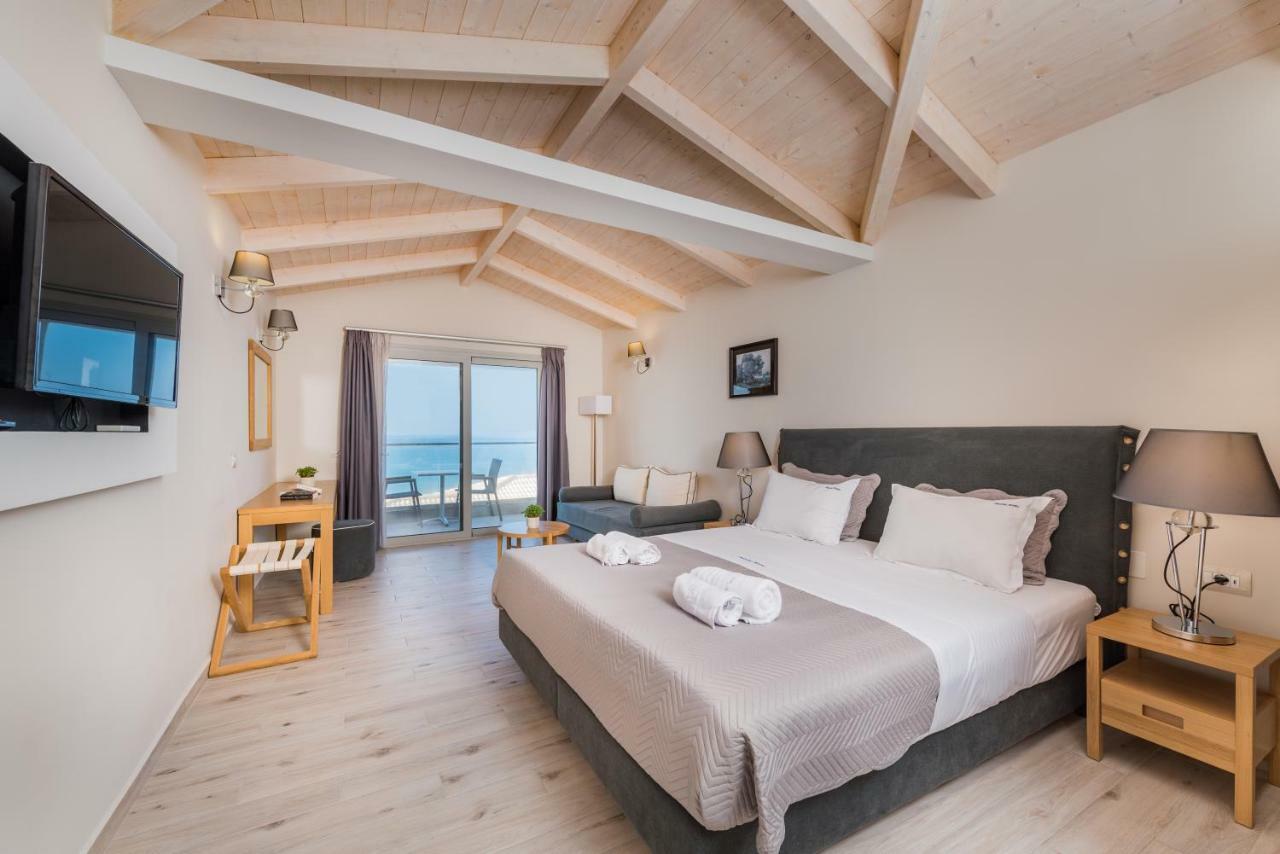 Kalamákion Crystal Beach Hotel מראה חיצוני תמונה