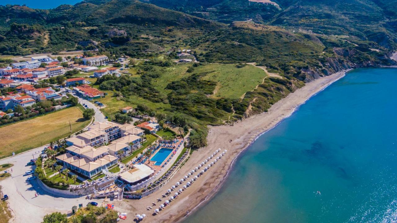 Kalamákion Crystal Beach Hotel מראה חיצוני תמונה