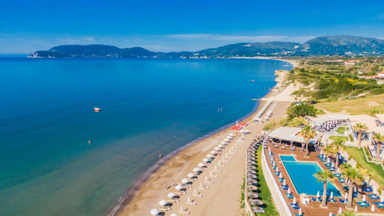 Kalamákion Crystal Beach Hotel מראה חיצוני תמונה